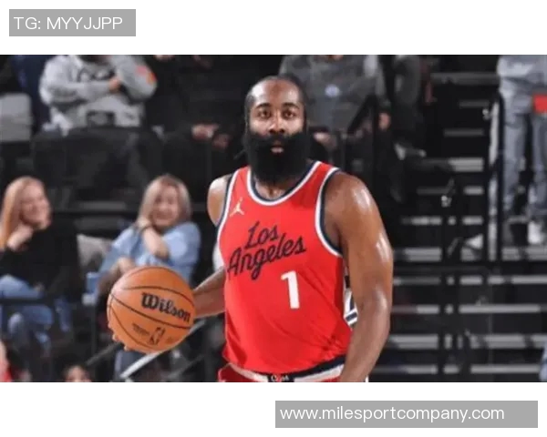 哈登36岁后再创佳绩单场得分突破55分跻身NBA历史第四人行列 哈登36岁后再创佳绩单场得分突破55分跻身NBA历史第四人行列