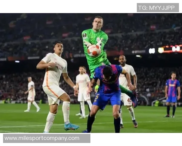 加拉塔萨雷冬窗瞄准吕迪格与格雷茨卡加强阵容实力