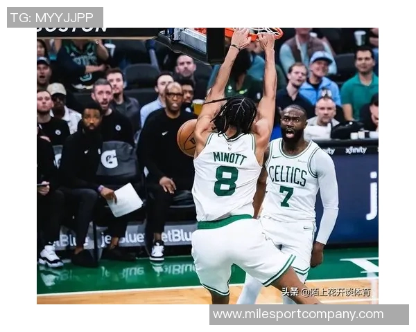 杰伦布朗首节狂砍16分全场19中13砍下32分引领球队胜利