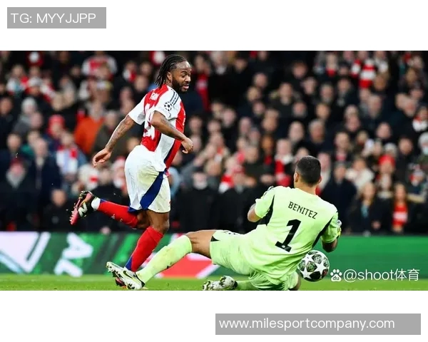 罗马诺透露卡拉菲奥里因伤暂别国家队预计下周复出助枪手