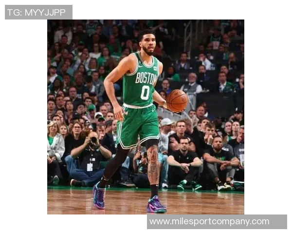 塔图姆重返训练状态回归自我感受良好期待新赛季表现