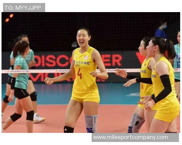 贺一然谈比赛经验:频繁比赛助力球员快速成长与进步 贺一然谈比赛经验:频繁比赛助力球员快速成长与进步