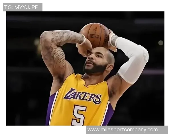 布泽尔儿子狂砍29分6板助力蓝魔夺冠续写开季9连胜传奇