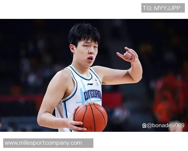 媒体人分析杨瀚森表现：提升速度与对抗能力控制犯规成关键